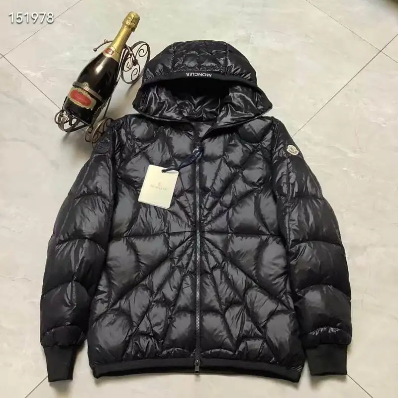Moncler sz1-5 26yr370