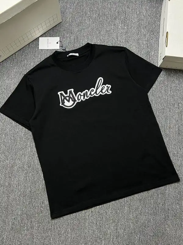 Moncler T Shirt hgnt 1217