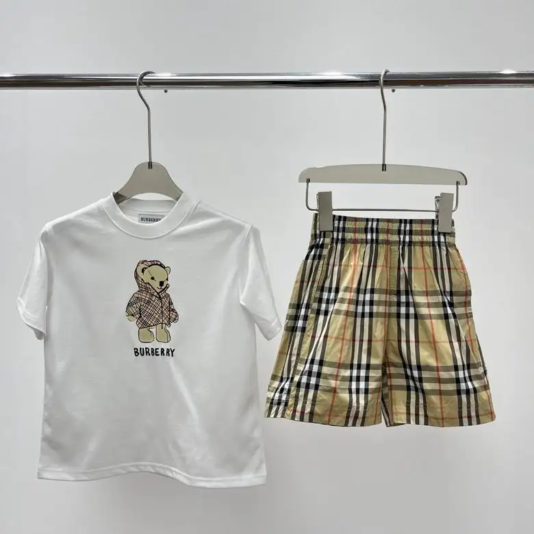 Burberry sz100-160 33