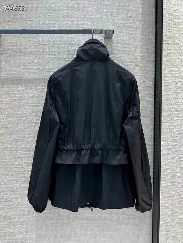 Moncler sz1-3 26yr480